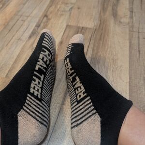 Women's Black & Beige Low-Cut Performance Socks